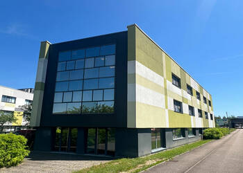 59724184a - Attribut alt par défaut.