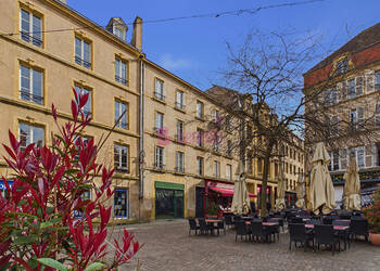 60253991a - Attribut alt par défaut.